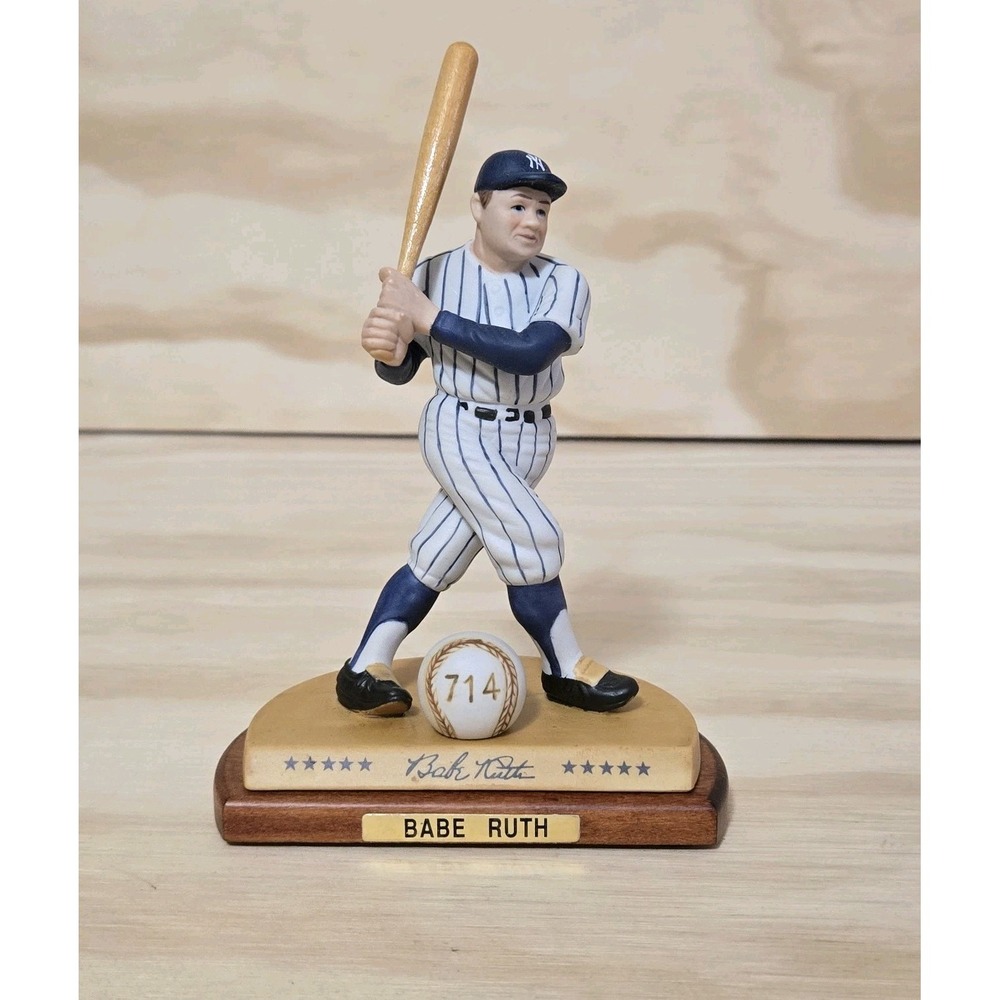 Vtg The Hamilton Collection Babe Ruth Legendary Hitters Figurine 1993 Yankees